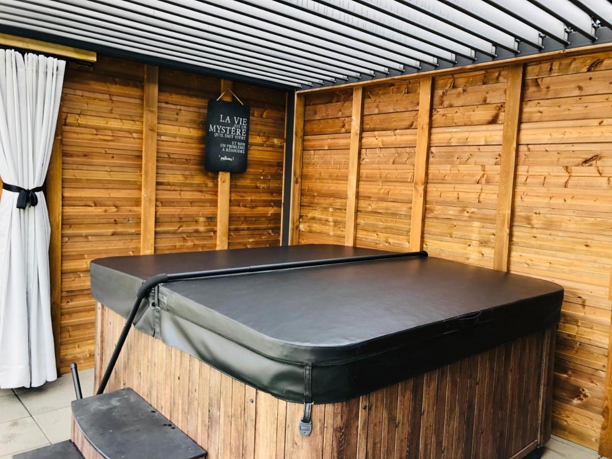 Mini Love Room Jacuzzi Privatif Urimenil 外观 照片